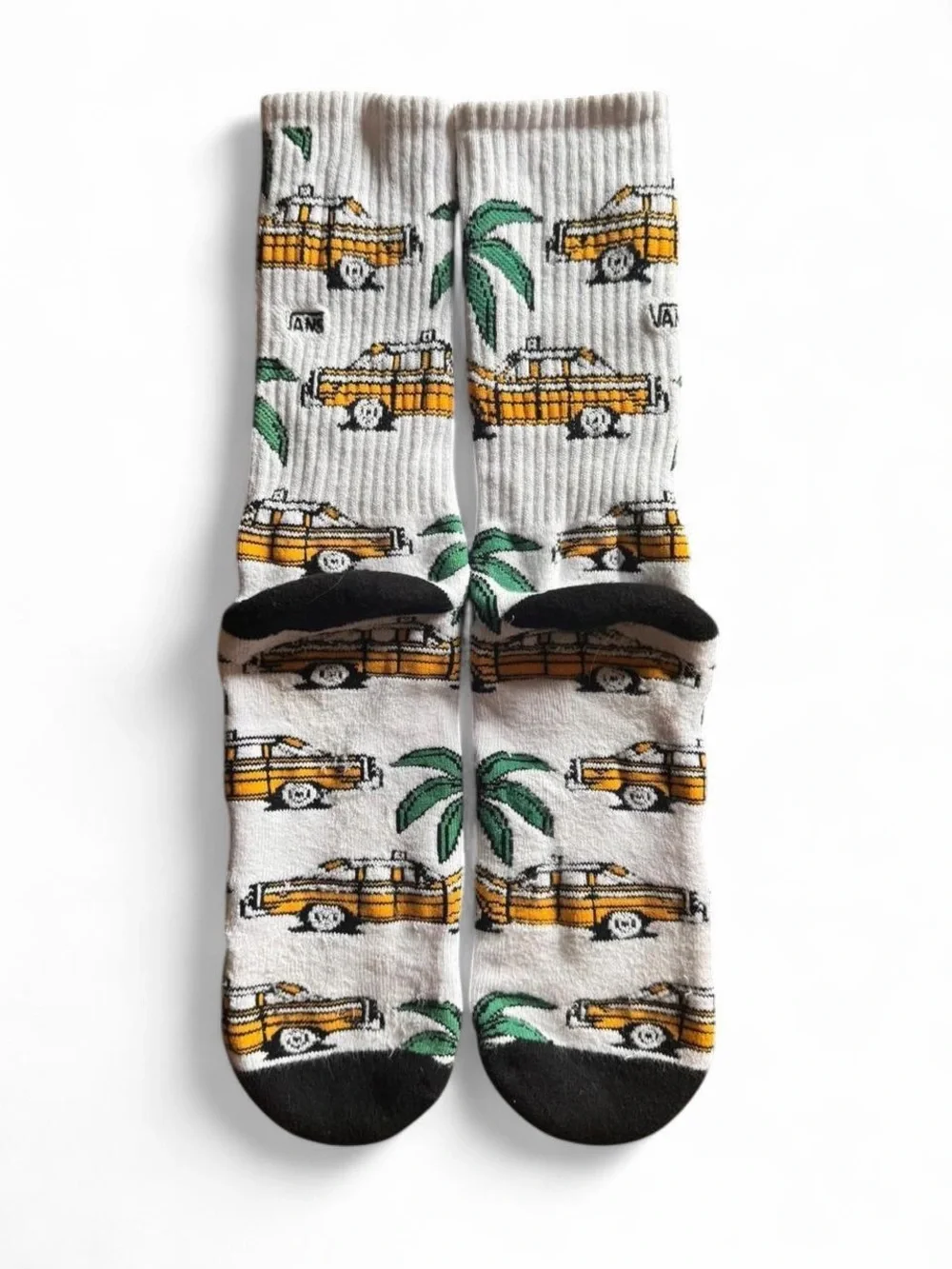 Vans NWOT Boys Medium Crew Socks Yellow Woodie Cars Palm Trees